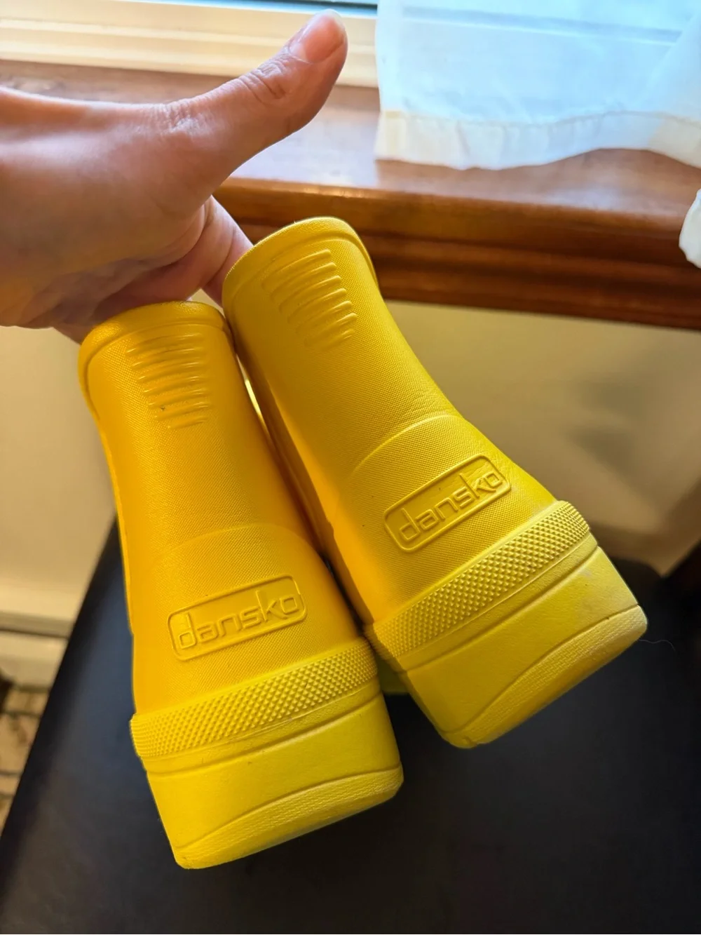 Dansko Yellow Rain Boots women’s sz 39
